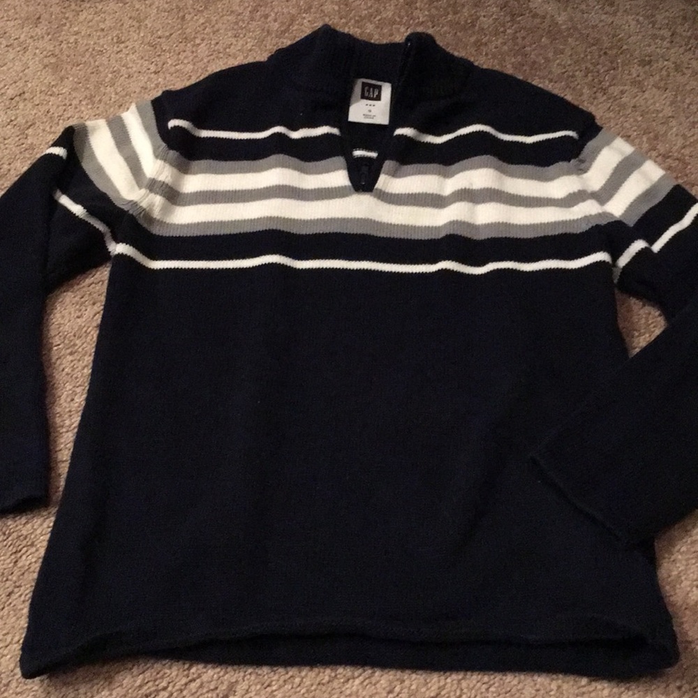 GAP boys sweater